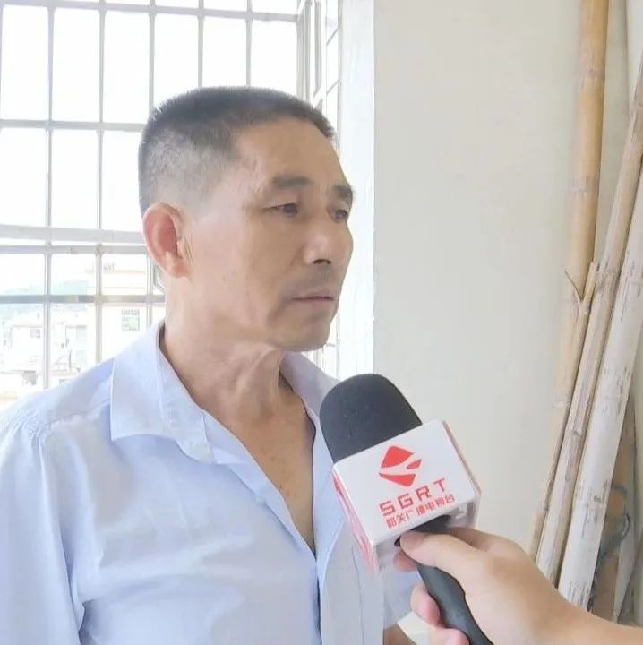 DƬ